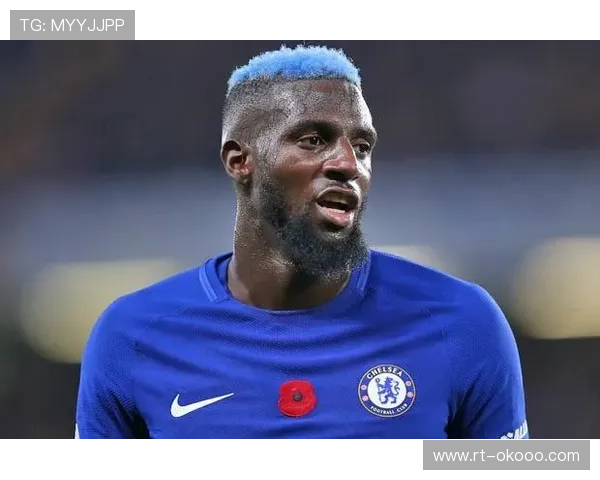 尼科威廉姆斯吊射中柱 毕巴边锋赛季第5次门框